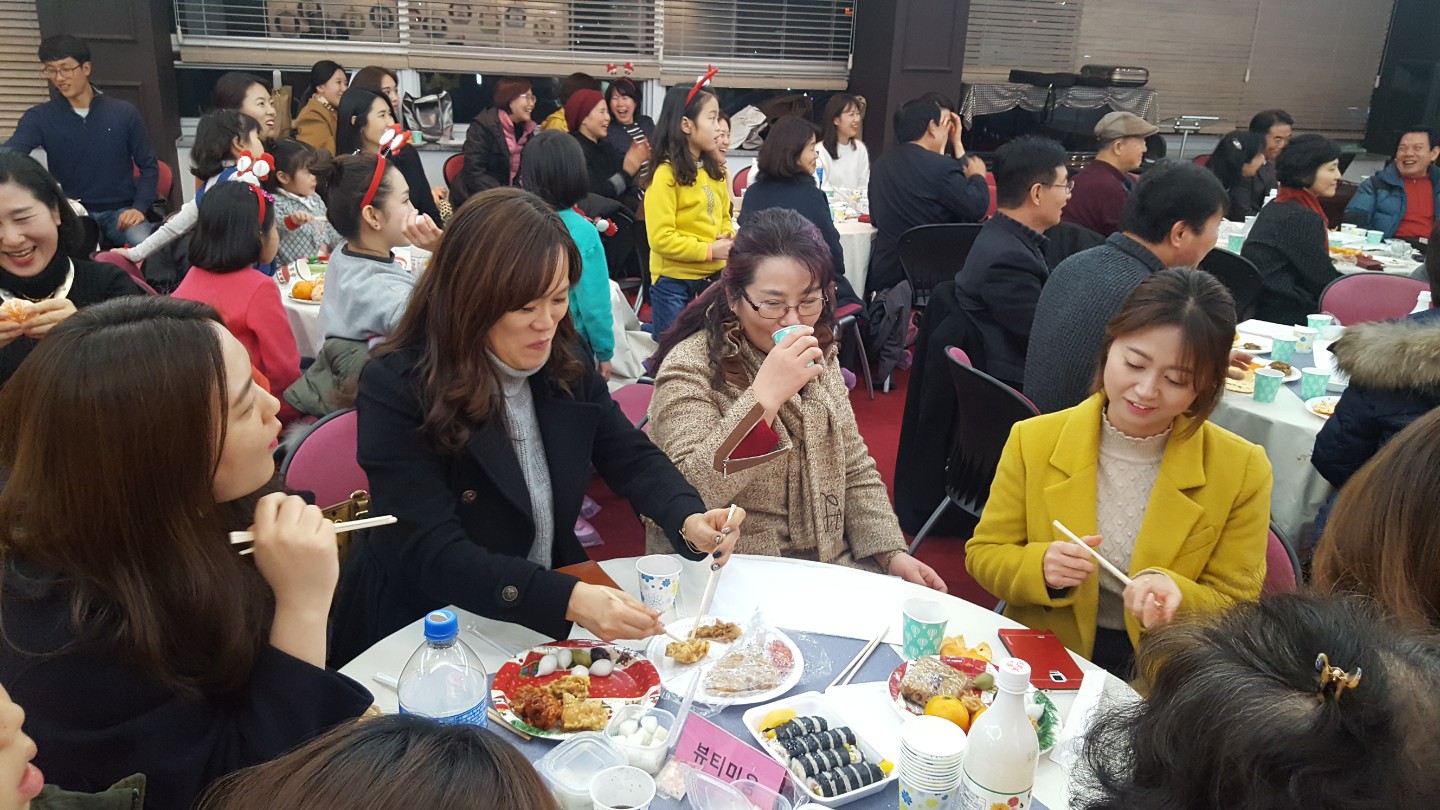 KakaoTalk_Moim_47IElGZ67ERonce6ugWp2AN3CKFdT4.jpg